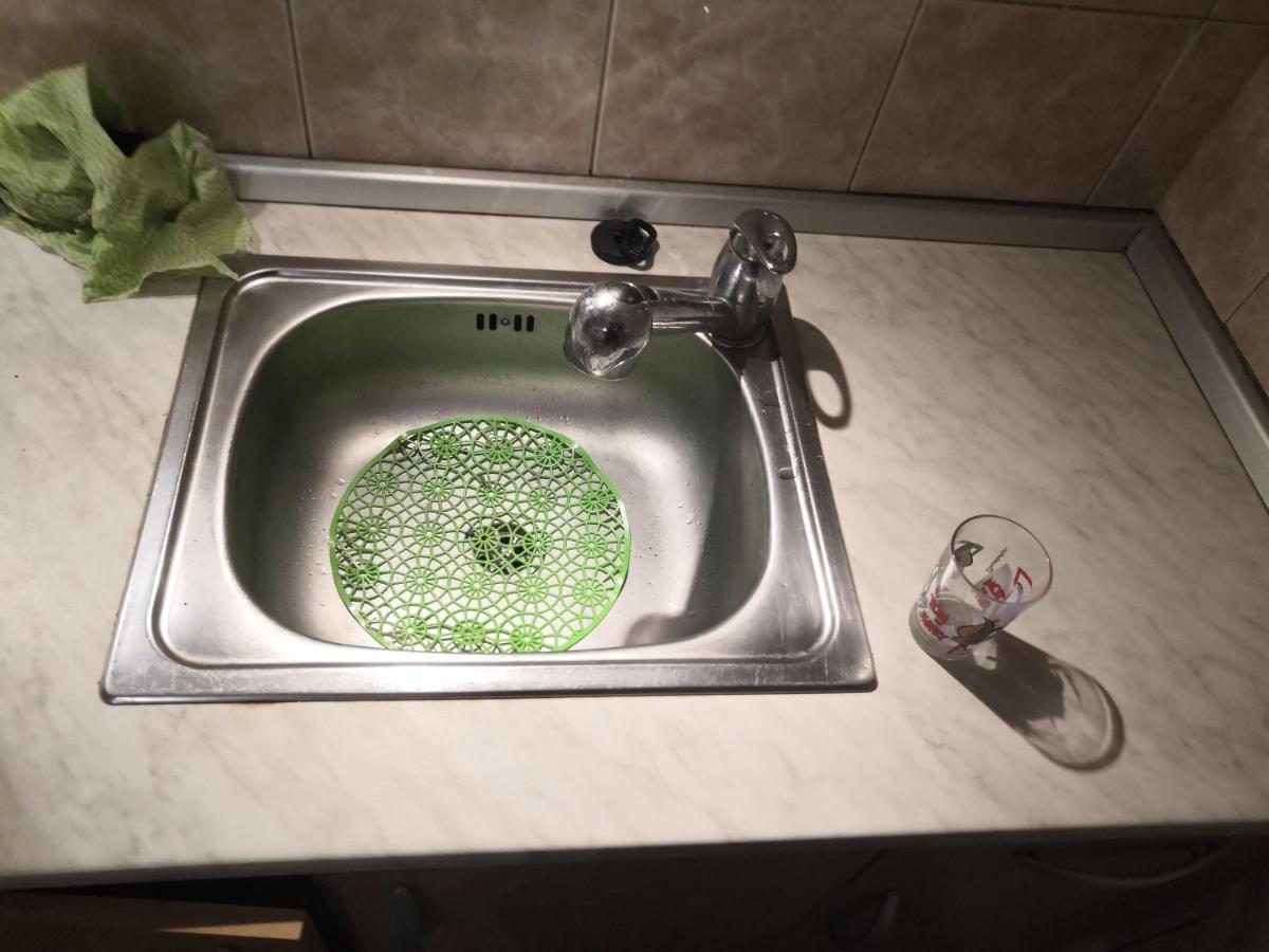 Economy Flat 18 Minutes From Vaclavske Namesti 布拉格 外观 照片